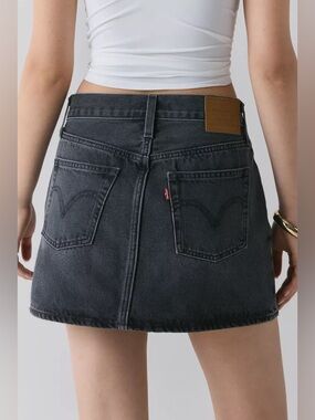 Levi’s® Icon Premium Denim Mini Skirt Faded Black Denim Button Fly Size 27
